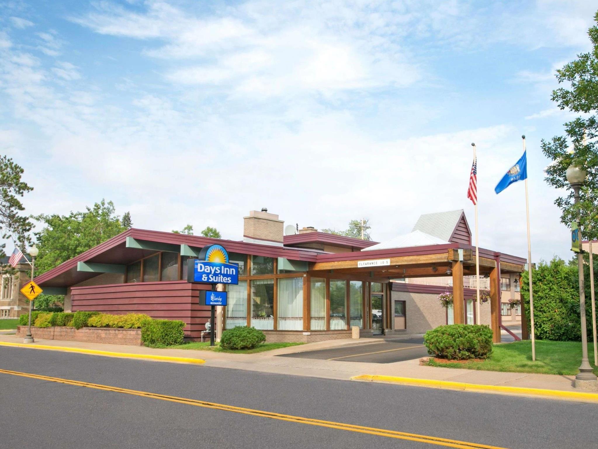 Clarion Pointe Rhinelander Downtown Hotel Exterior foto