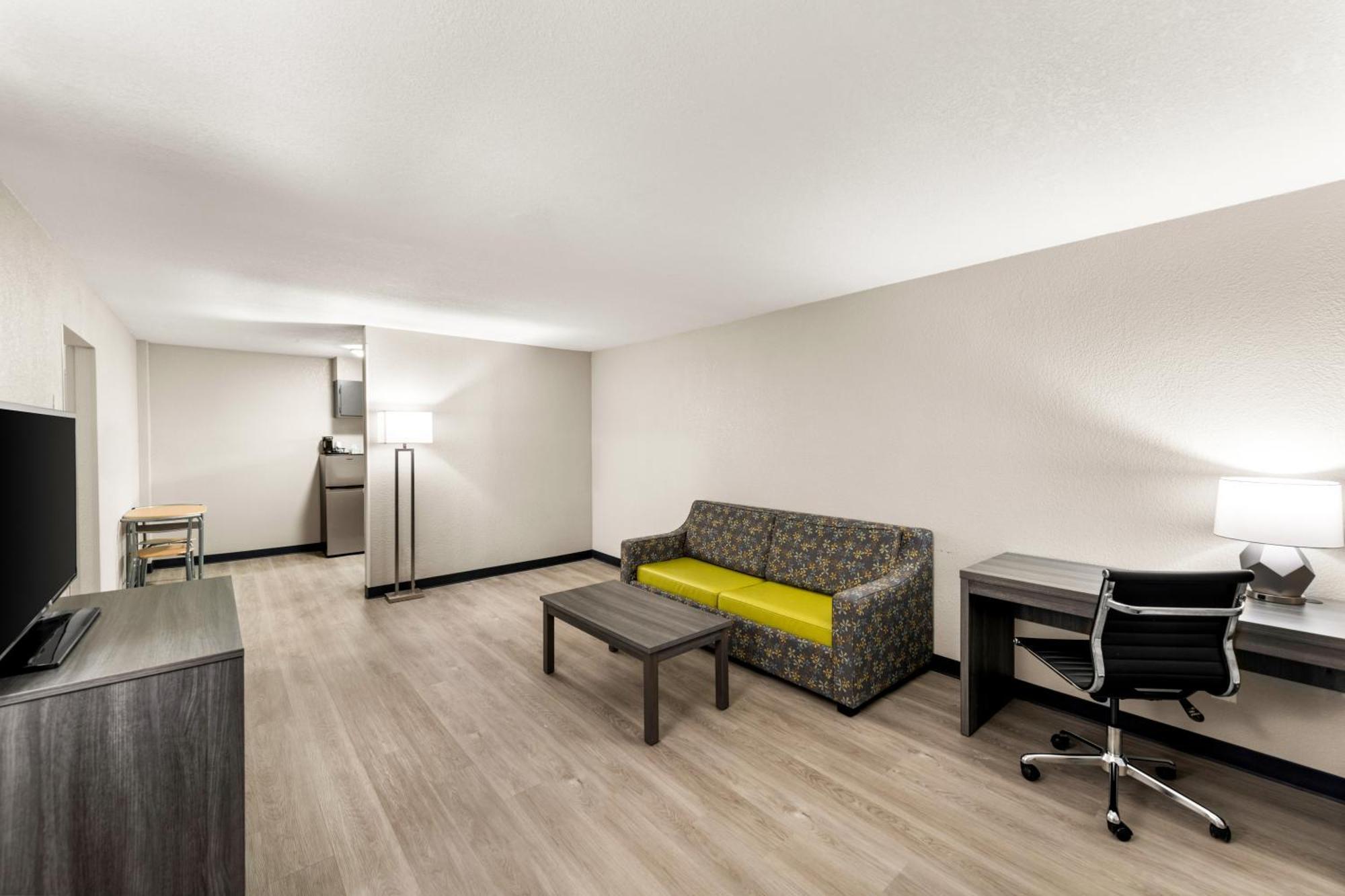 Clarion Pointe Rhinelander Downtown Hotel Exterior foto