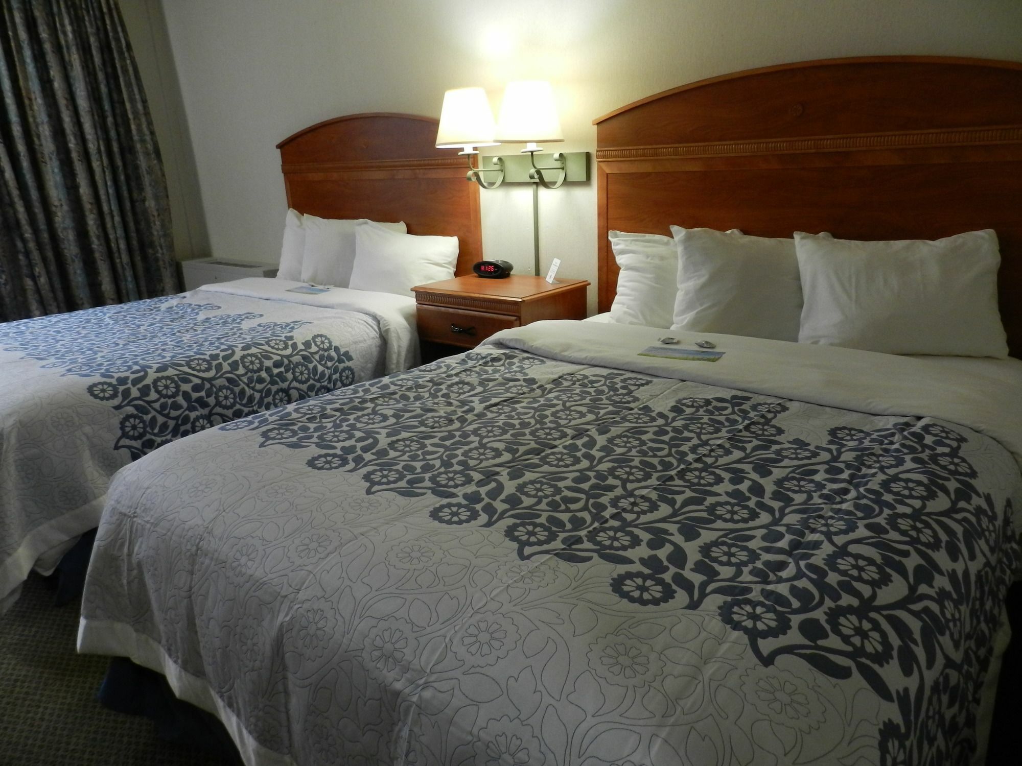 Clarion Pointe Rhinelander Downtown Hotel Exterior foto