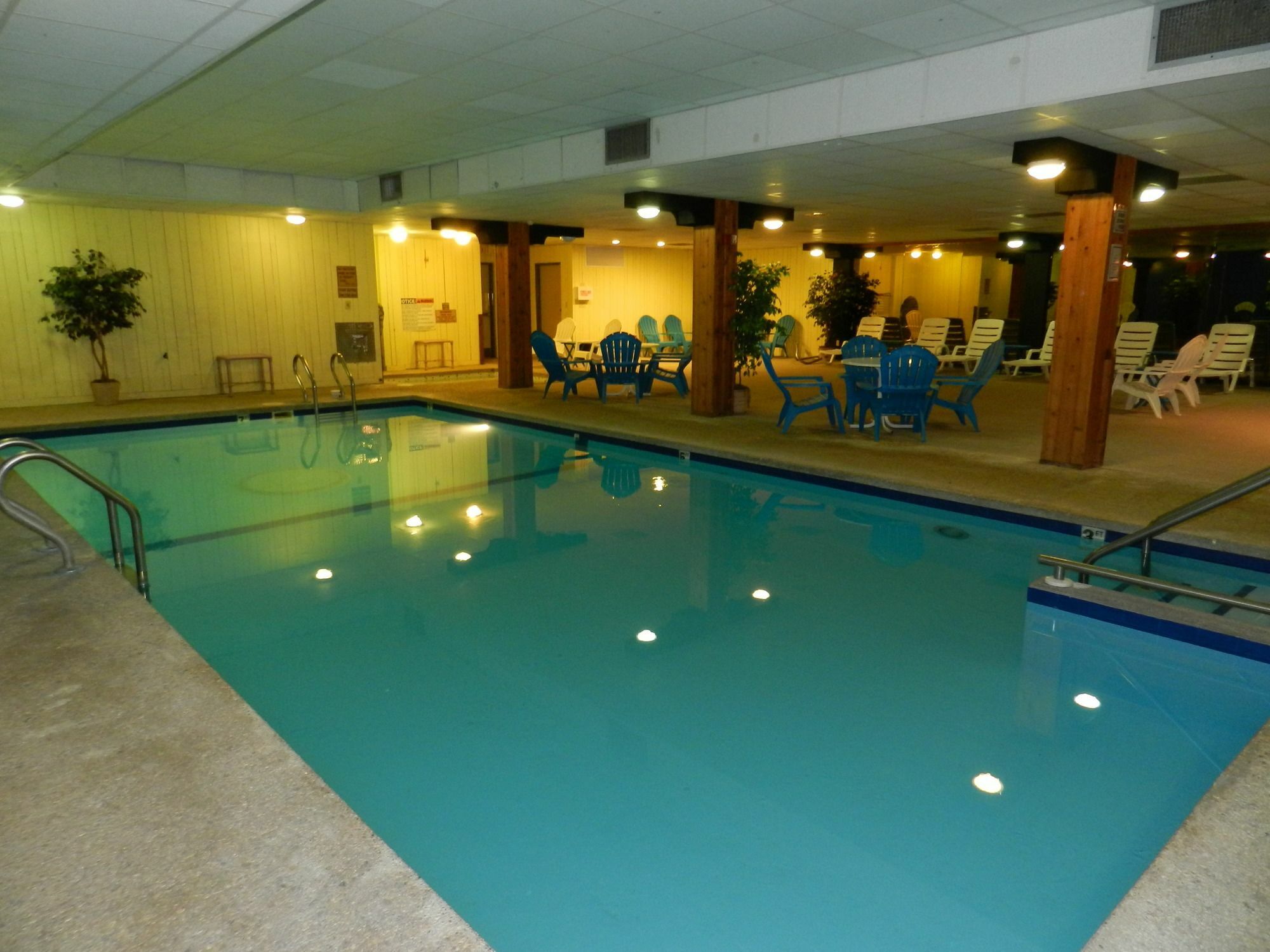 Clarion Pointe Rhinelander Downtown Hotel Exterior foto